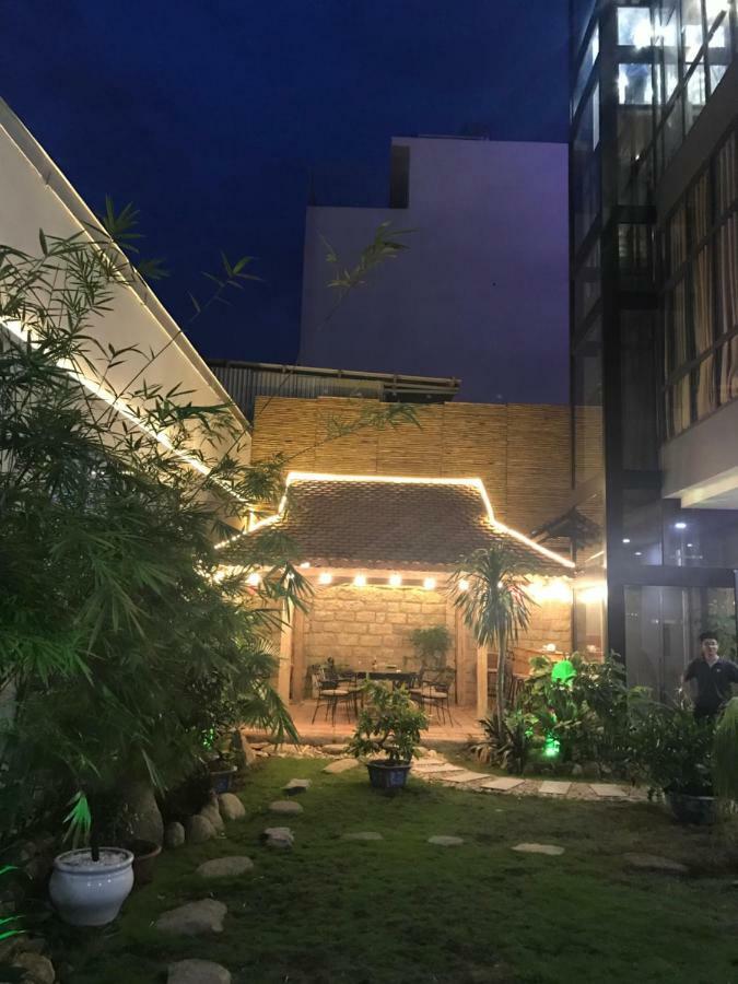 Lily Apartment Nha Trang Eksteriør billede